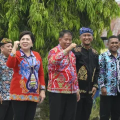 Ping Ding Ping Ding ©MalinauTerkini.com