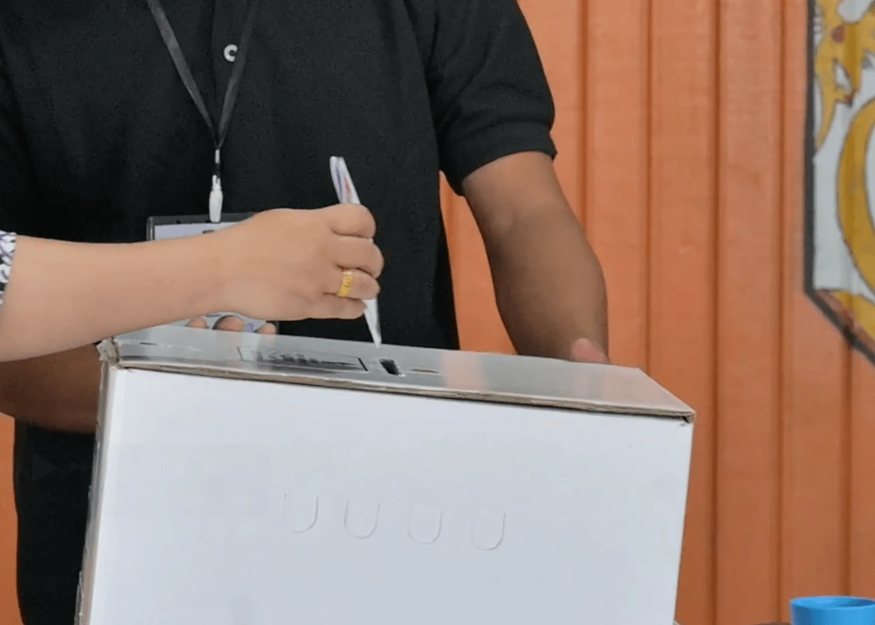 Pemungutan Suara Wempi Jakaria vs Kotak Kosong Pemungutan suara Pilkada 2024 di Malinau