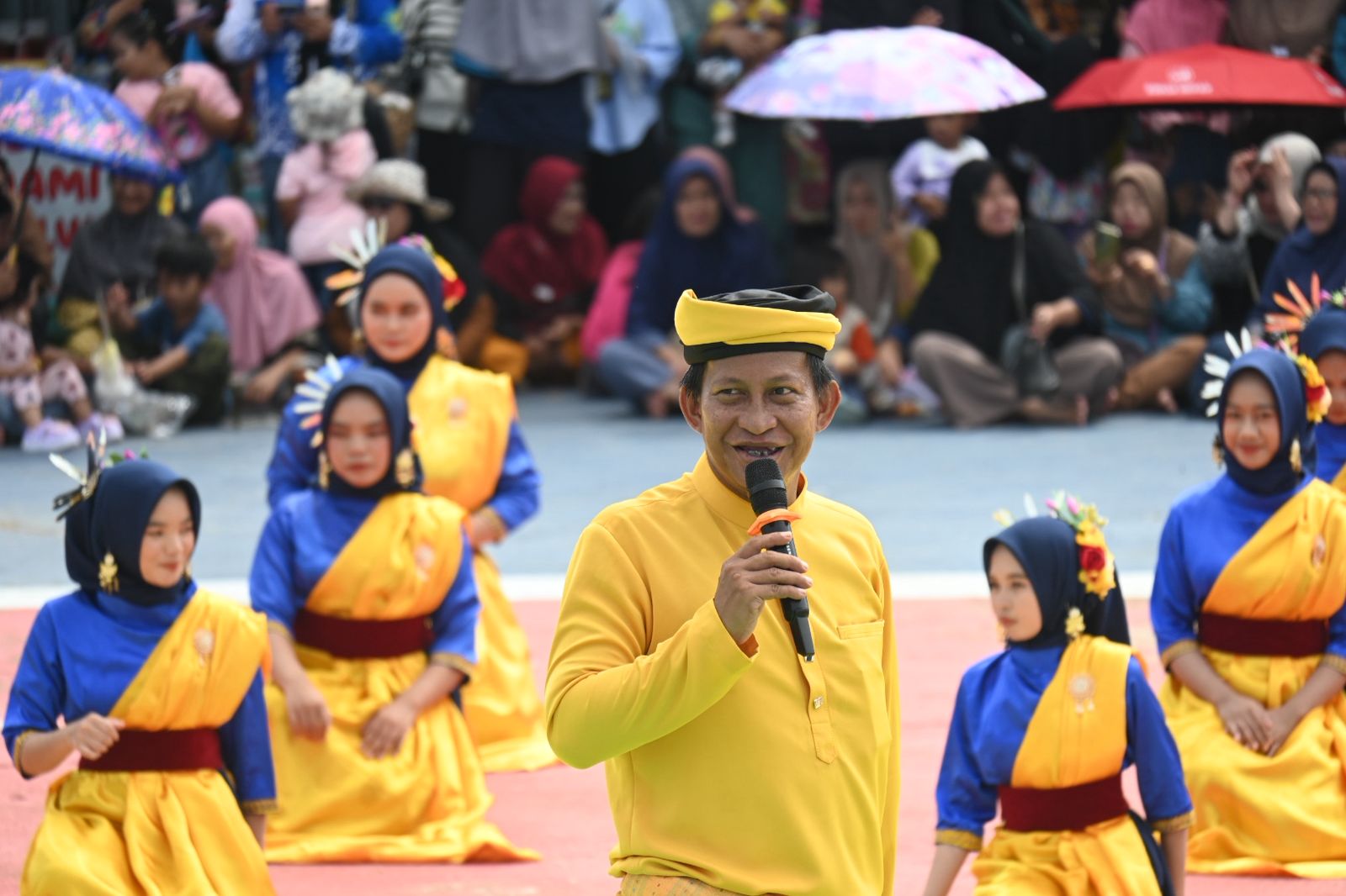 Camat Malinau Kota, Muhamad Yusuf saat membuka Festival Jepen Malinau menyambut 1 Muharram 1447