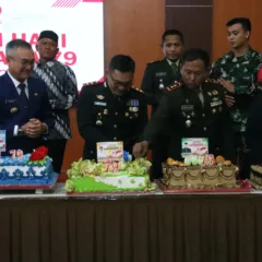HUT Bhayangkara Polres Malinau Tradisi berbagi tumpeng warnai HUT Bhayangkara 79 Polres Mlainau
