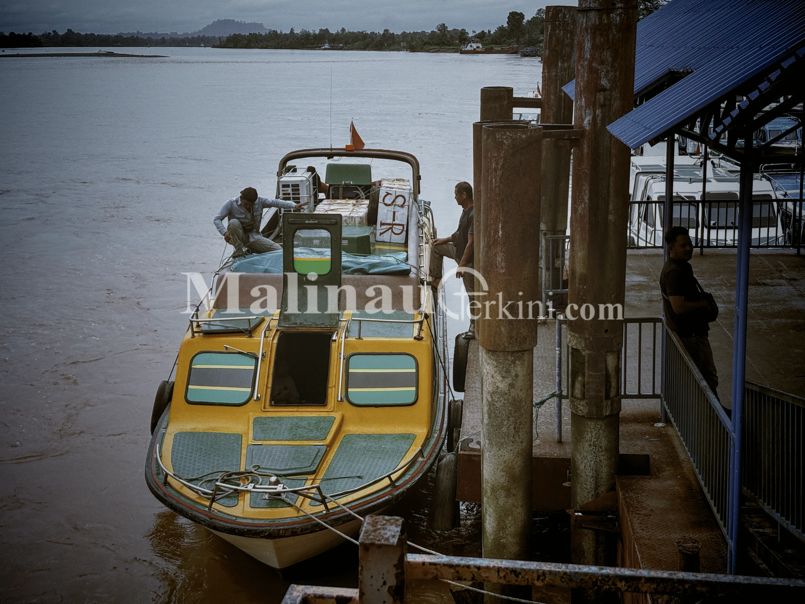 Speedboat Malinau dari penyedia bersiap berangkat pagi dari Malinau - Tarakan