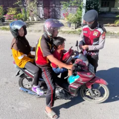 HUt ri 80 Polisi Bagi semangat merah putih