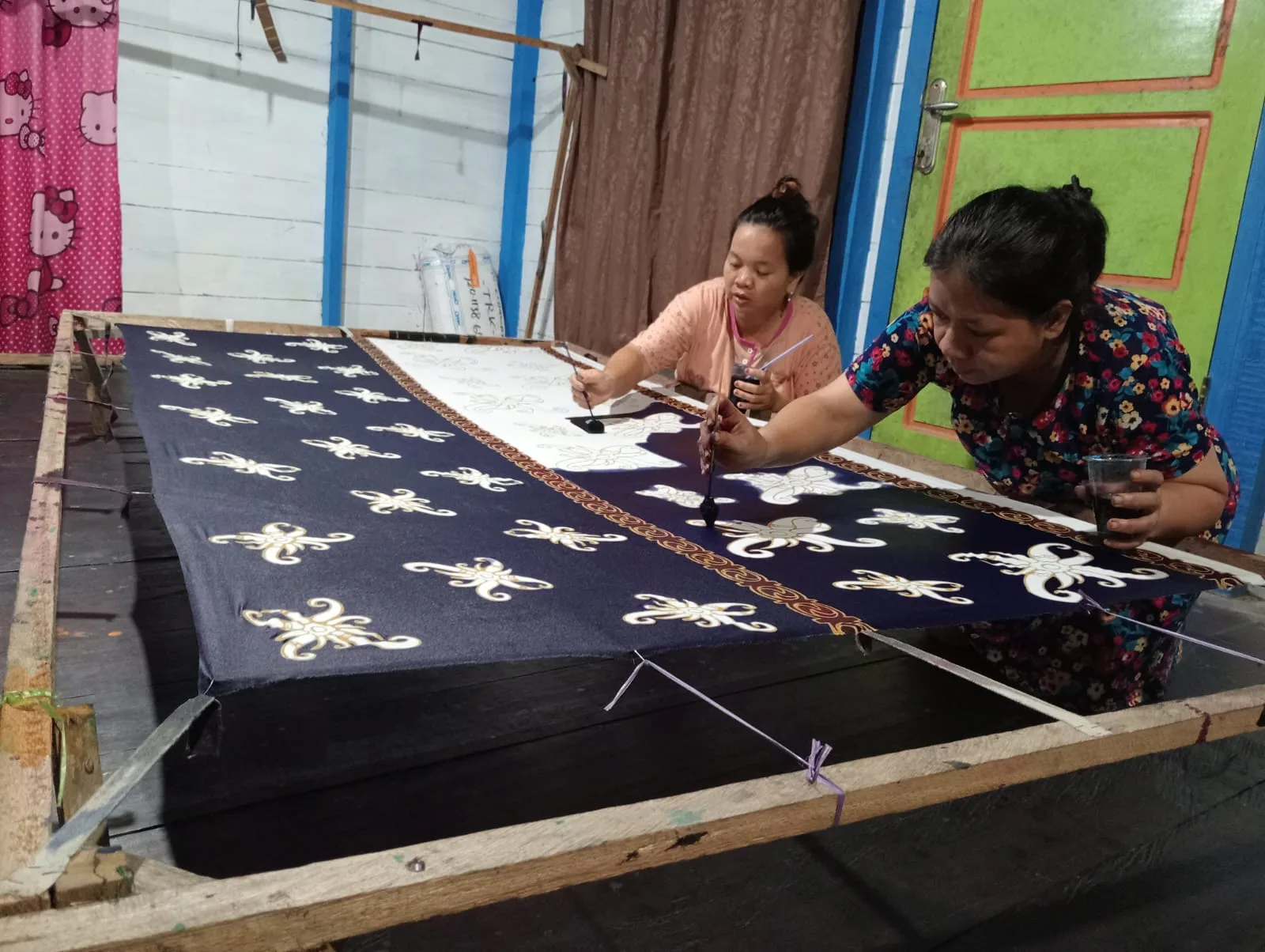 perajin Rumah produksi, Pinungoh Langsat Lisumali asal Desa Salap Malinau Utara