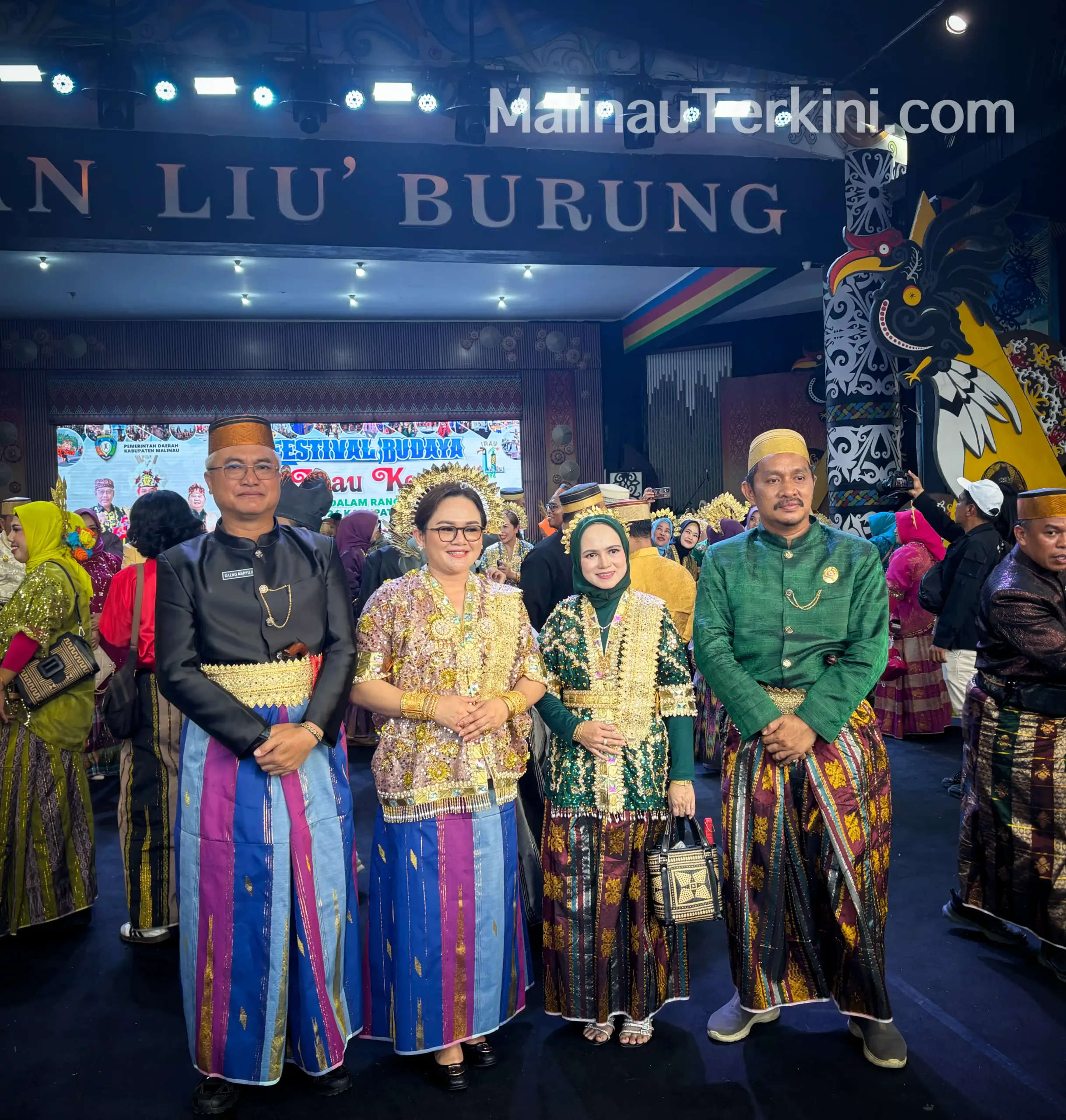 Bupati Malinau didampingi istri dan Ketua KKSS Malinau bersama Istri