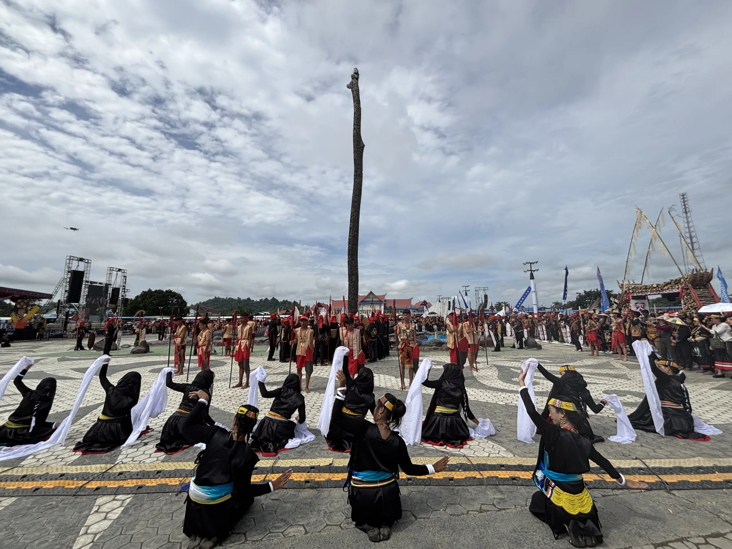 Generasi Muda dominasi panggung kebudayaan festival Irau Malinau ke 11
