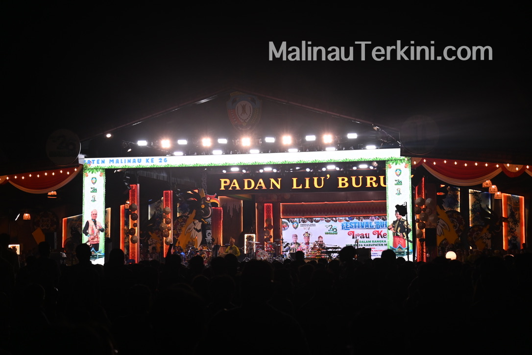 Penutupan Irau Malinau ke-11 di panggung utama Arena Irau.