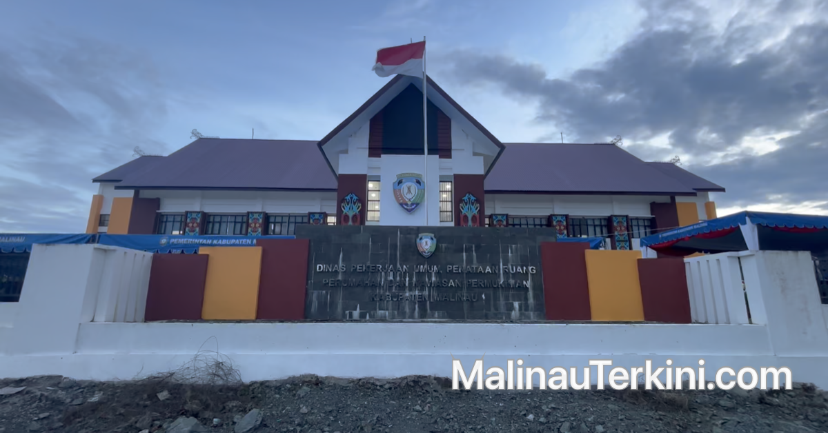 Visual halaman tampak Depan Kantor Dinas PU Malinau, Kalimantan Utara