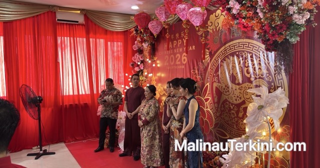 Suasana open house perayaan Shio Kuda Api pada Imlek 2026 Malinau yang dipadati warga.