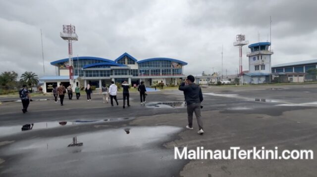 Bandara Malinau atau Bandara Seluwing atau Bandara RA Bessing berkode LNU