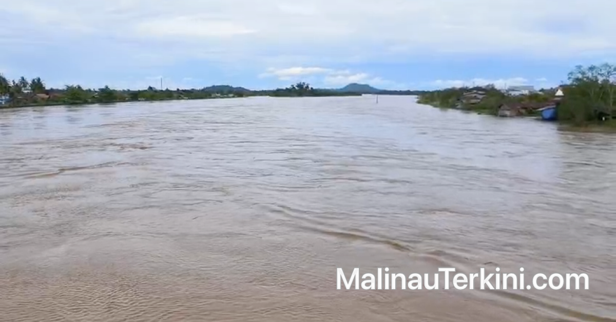 Tragedi Banjir di Malinau Kota Renggut Nyawa Seorang Balita ©MalinauTerkini.com Luapan banjir Sungai Sesayap Malinau