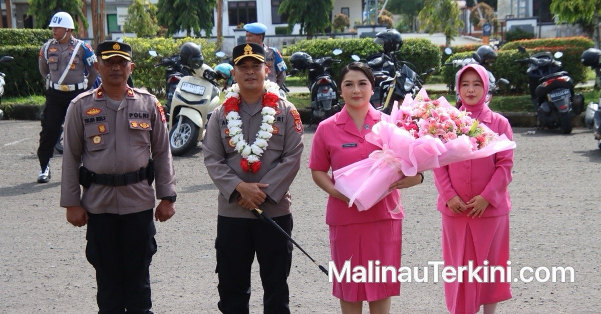 Kapolres Malinau AKBP M Anton Satriadi bersama Wakapolres Kompol Yulius Heri Subroto saat penyambutan resmi